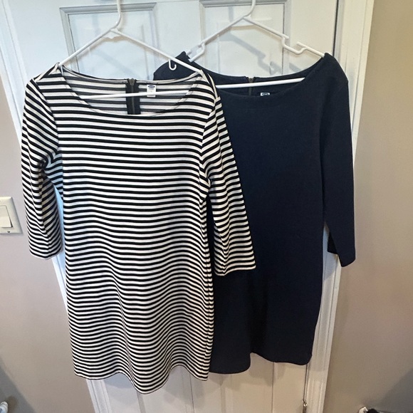 Old Navy Dresses & Skirts - Old Navy bundle Striped Black and White & Denim Dresses size Large